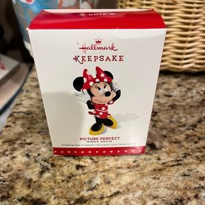Hallmark Keepsake x Disney ornament (2015)
